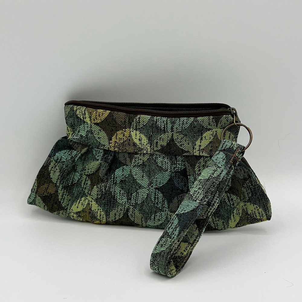 Retired Maruca USA Handmade Woven Tapestry Wristlet Clutch Geographic Pattern